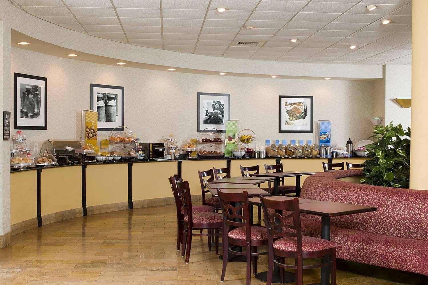 Hampton Inn & Suites Hershey Restaurante foto